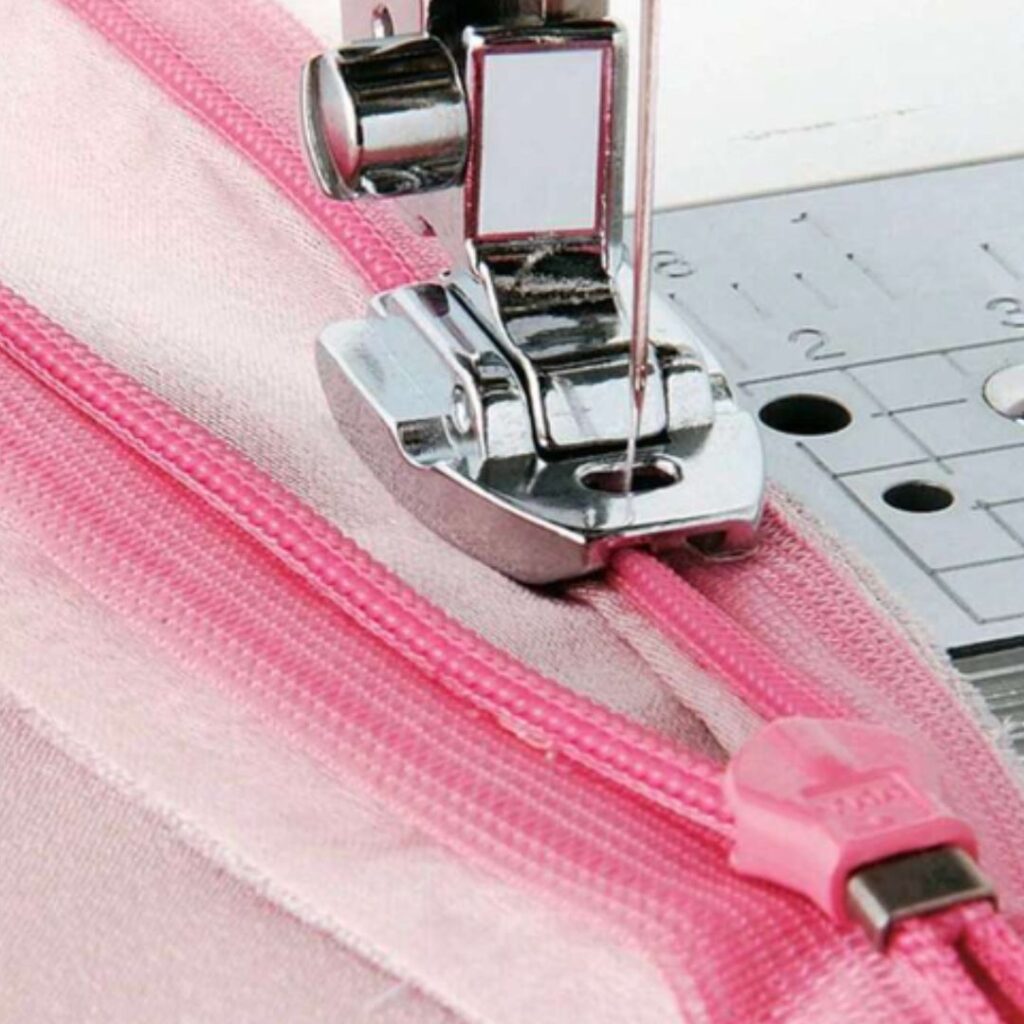 CALCADOR PARA COLOCAR ZÍPER DIREITO E ESQUERDO=C37 PARA MAQUINA DOMESTICA, JANOME, ELGIN ,SUN SPECIAL