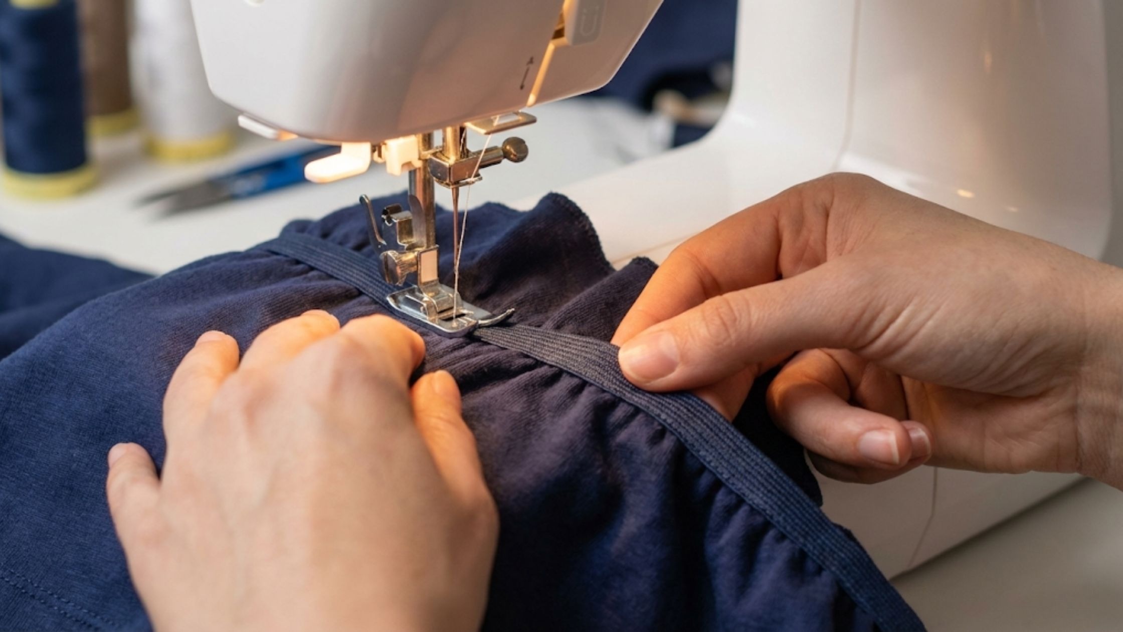 Molde em PDF Cropped Ombro a Ombro Gigi com acabamento profissional em malha