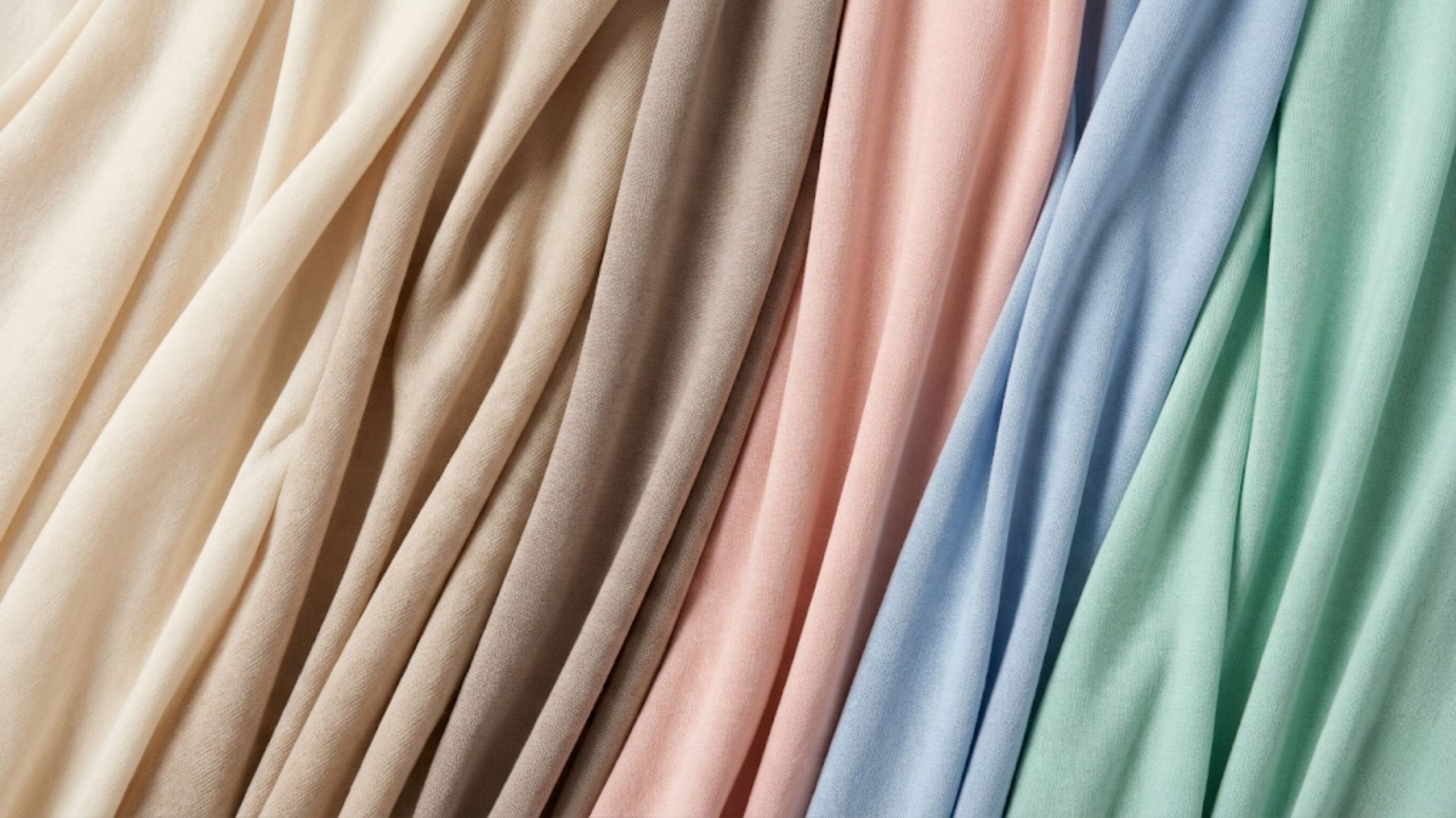 Molde em PDF Cropped Ombro a Ombro Gigi confeccionado em malha leve e viscolycra