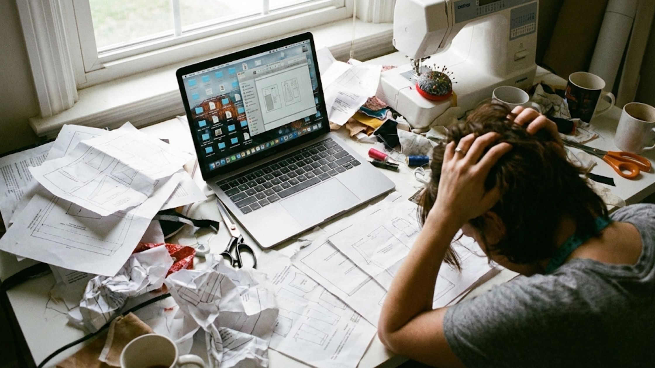 Principais Problemas de Quem Não Organiza Moldes Digitais