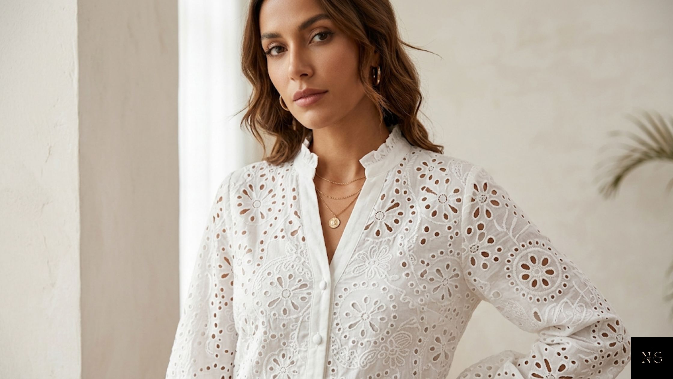 Molde em PDF Blusa Laise Andressa com detalhes delicados em laise
